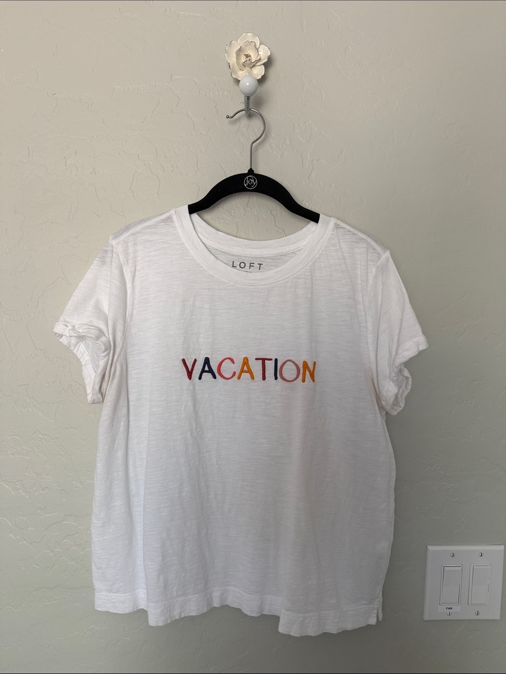 LOFT White 'VACATION' Embroidered Graphic Tee